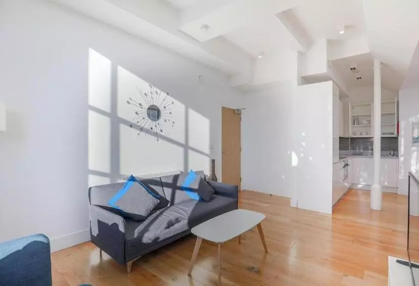 ホテル Urban Stay Shard View Apartments