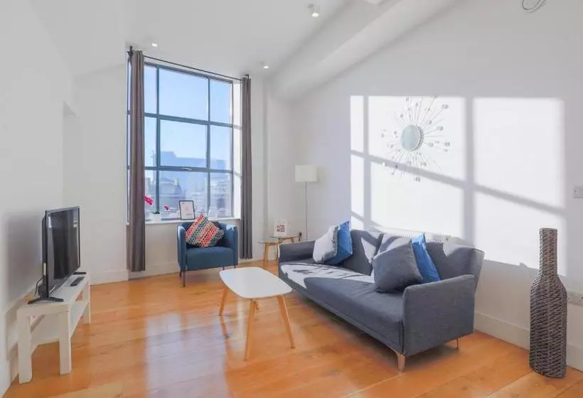 ホテル Urban Stay Shard View Apartments