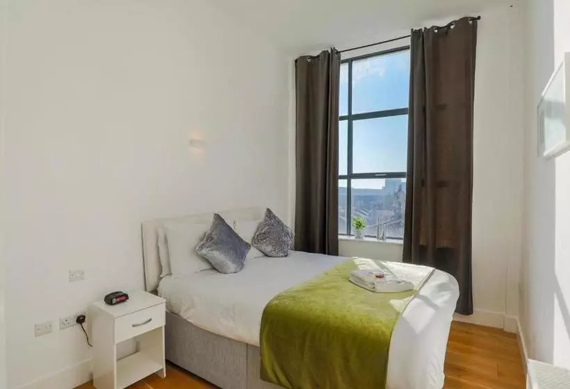 ホテル Urban Stay Shard View Apartments