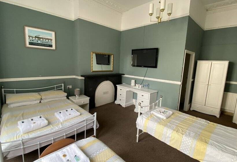 Отель Westward Ho