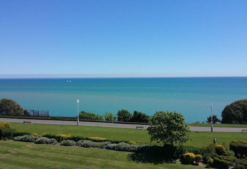 Отель Westward Ho