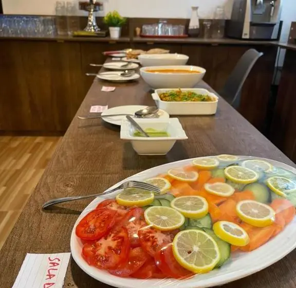 هتل Welcome Inn
