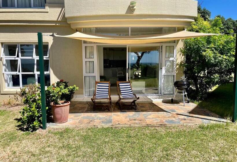 בית מלון כפרי Albatross Guesthouse