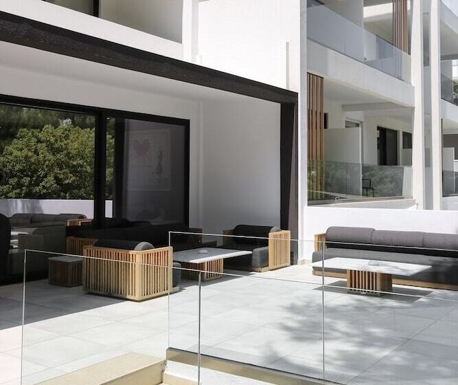 בית מלון כפרי Azur