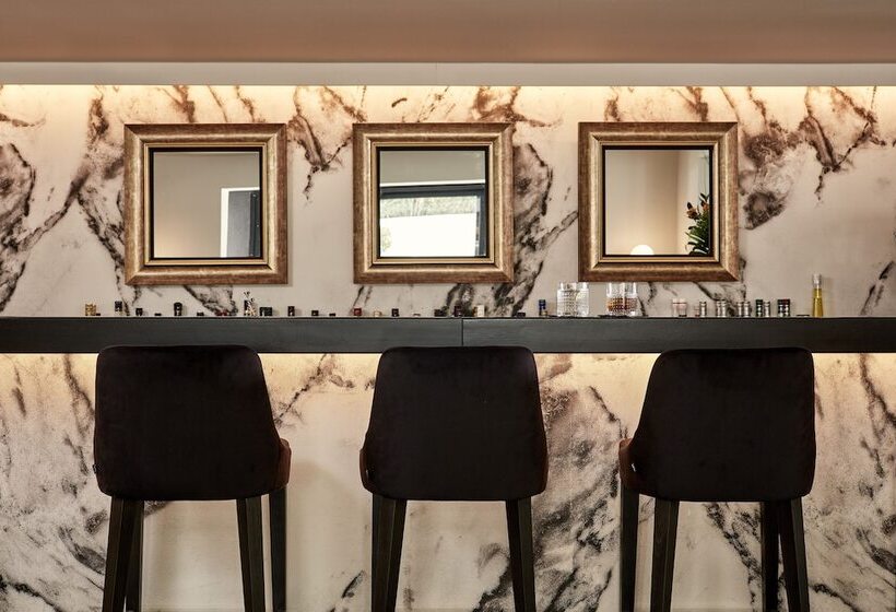 בית מלון כפרי Azur