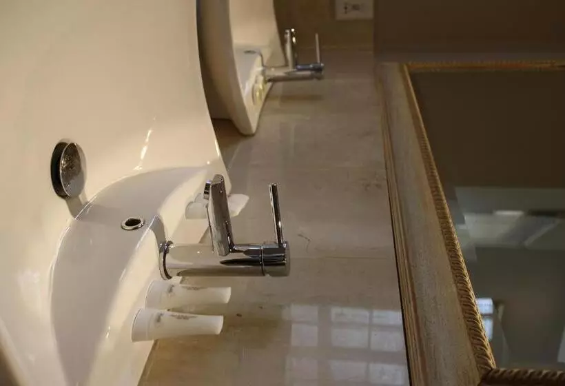 هتل Cu Guest House