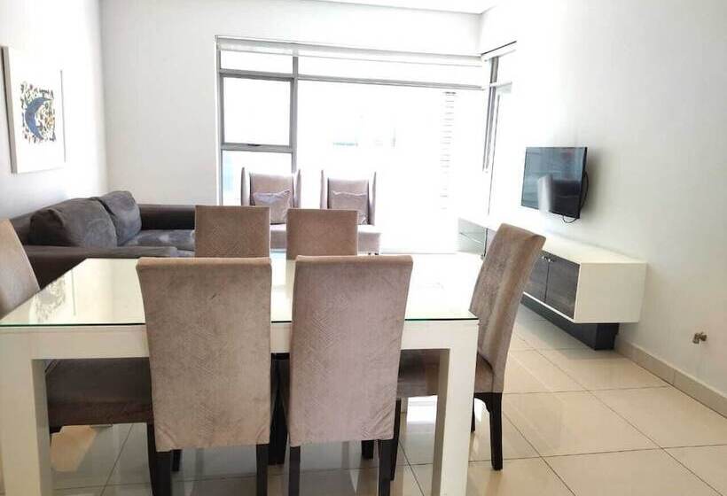 Отель Daisy Place