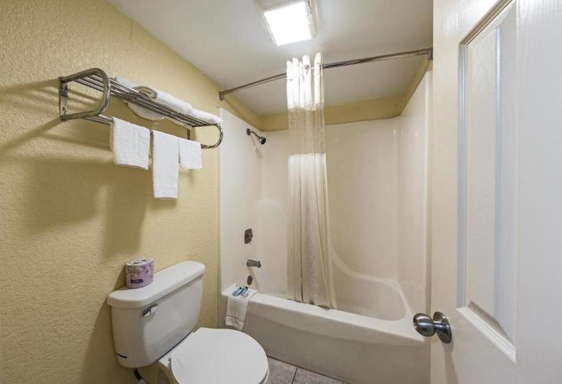 ホテル Econo Lodge