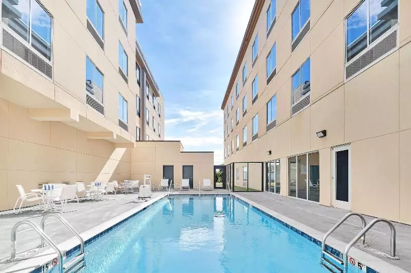 Hotelli Four Points By Sheraton Oklahoma City Airport
