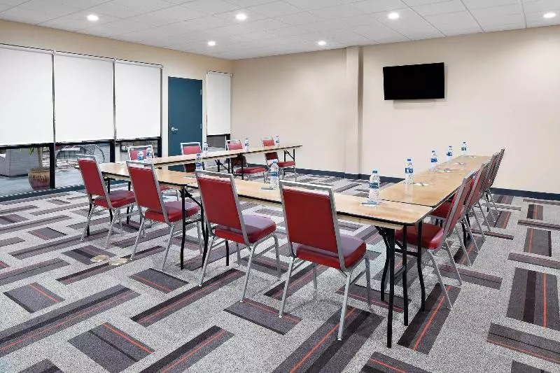 Hotelli Four Points By Sheraton Oklahoma City Airport