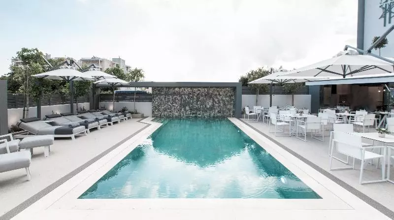 Hotelli Garden City Resort