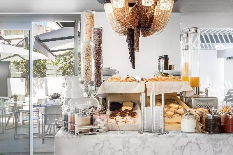 Hotelli Garden City Resort