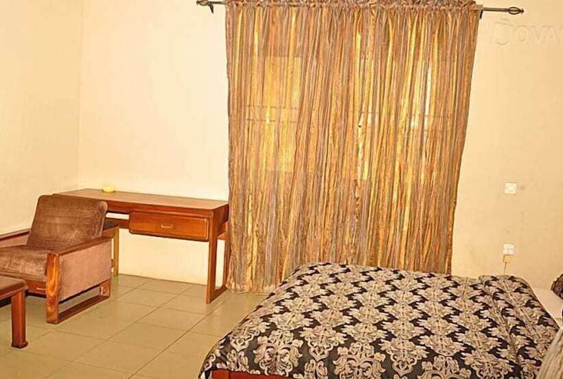 هتل Golden King Apartment