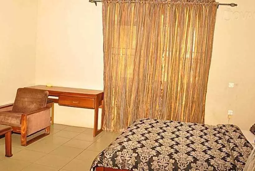 هتل Golden King Apartment