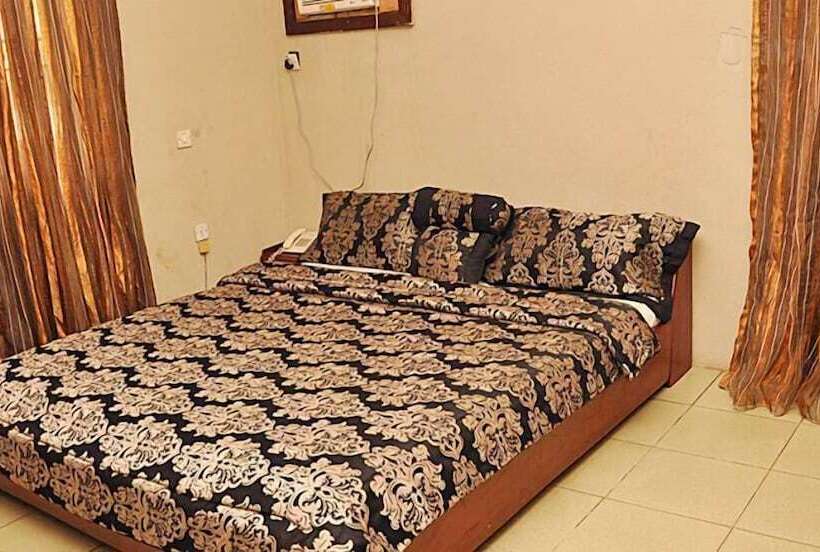 هتل Golden King Apartment