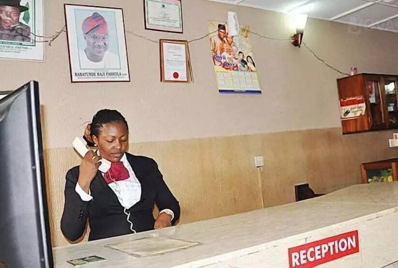 هتل Golden King Apartment