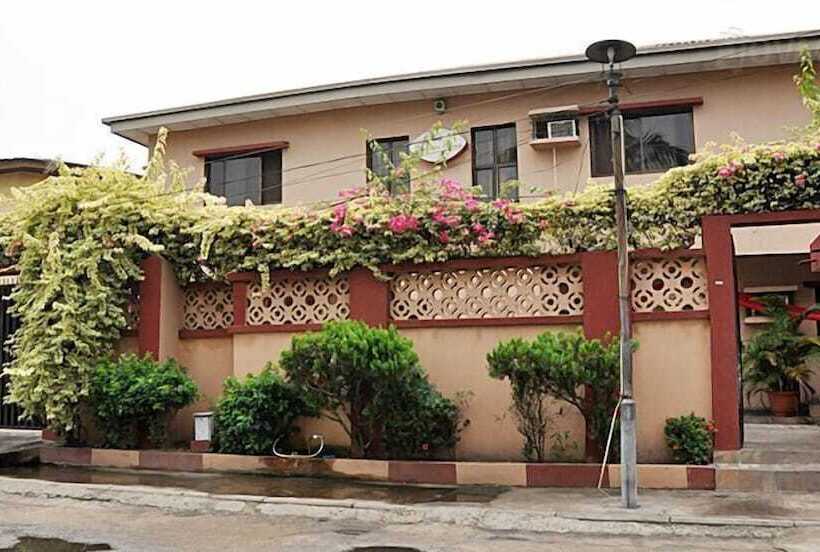 هتل Golden King Apartment