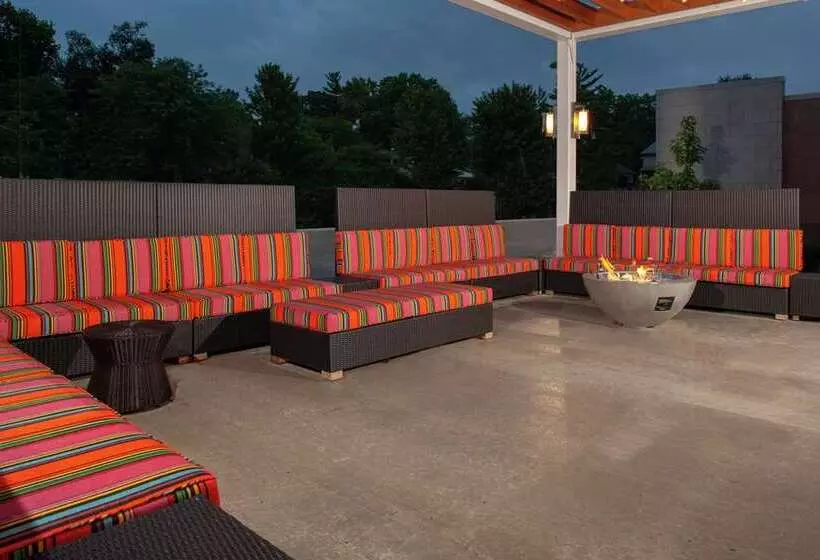 ホテル Home2 Suites By Hilton Bloomington