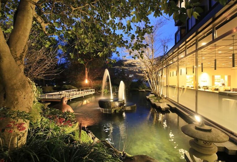 בית מלון כפרי Kamogawaso