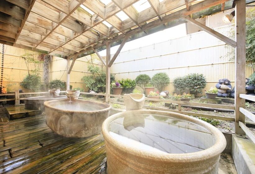 בית מלון כפרי Kamogawaso