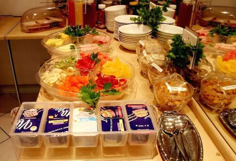 Hotelli La Gratitude Guest House