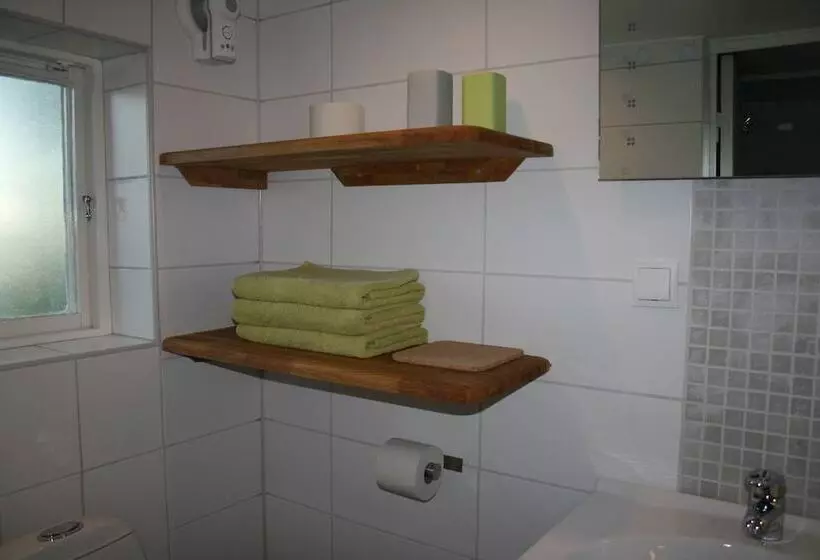 ホテル Lilla Huset På Slätten B&b