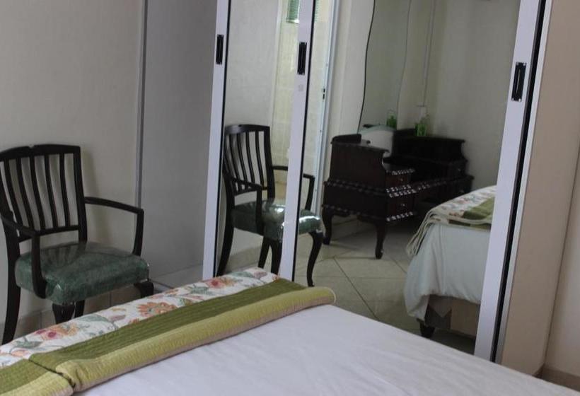 Отель Lodge L'veeze