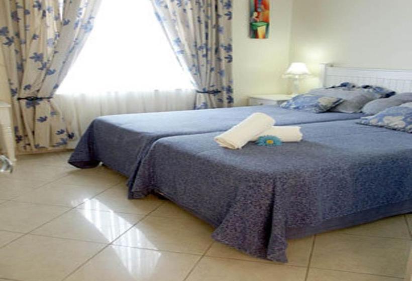 Отель Lodge L'veeze