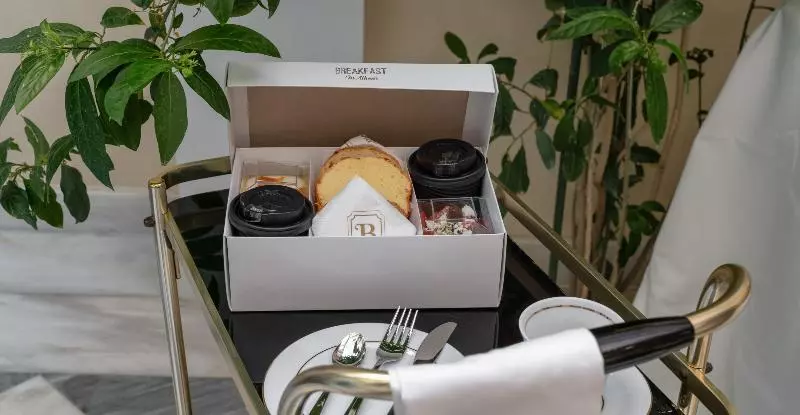 ホテル Noble Suites
