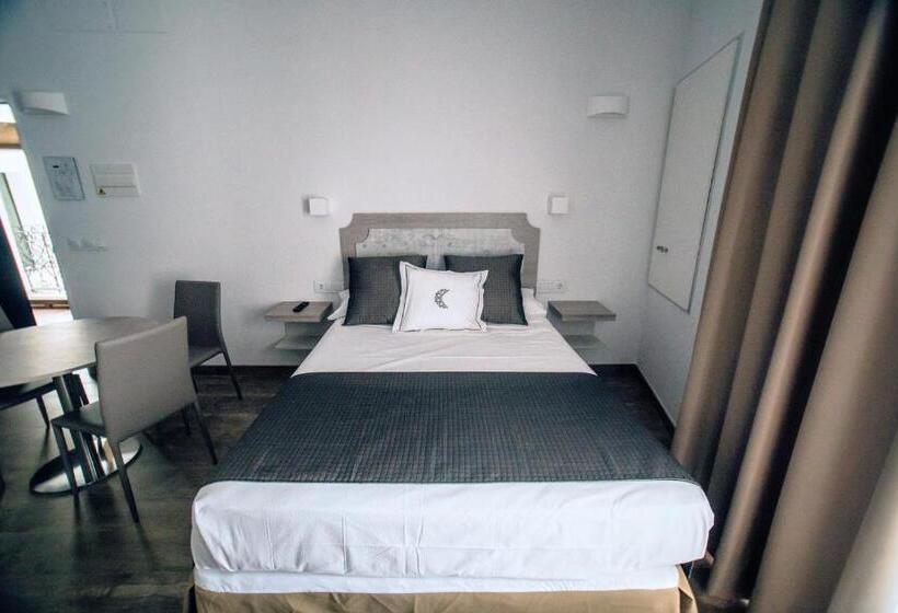 هتل Patios Del Orfebre