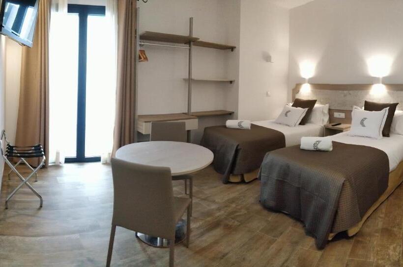 هتل Patios Del Orfebre