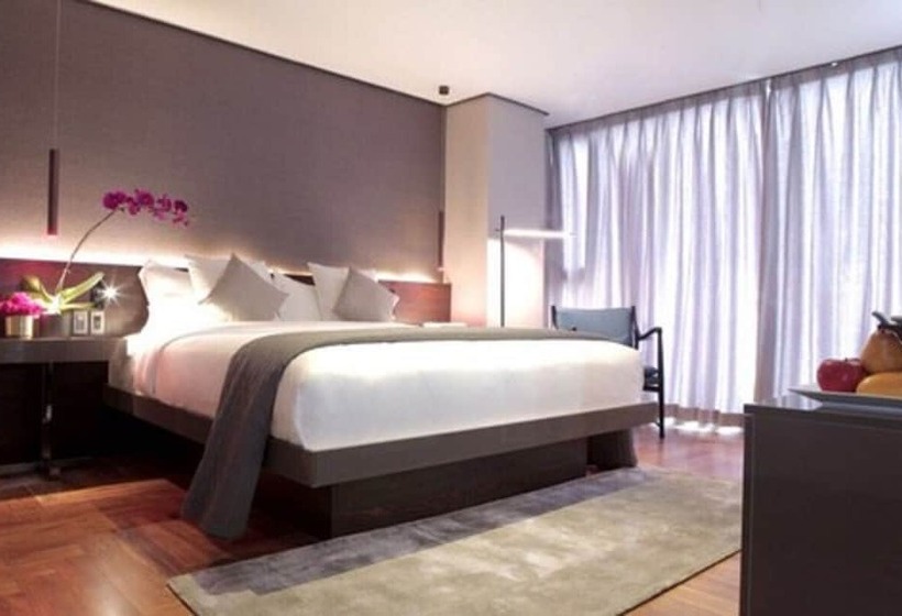 Hotel Ramada Encore By Wyndham Makati