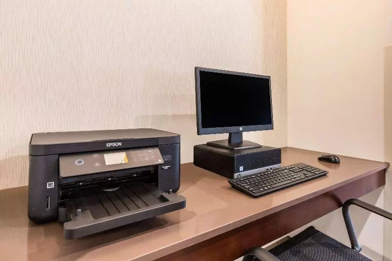 Hotelli Sleep Inn & Suites