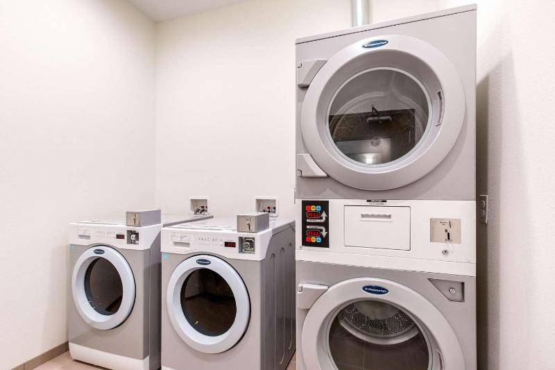 酒店 Sleep Inn & Suites