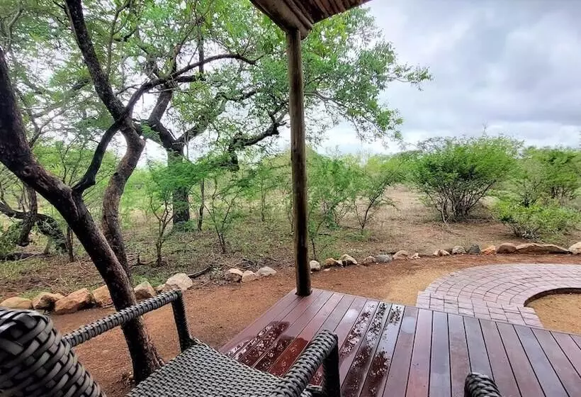 Hotelli The Baobab Bush Lodge, No Self Catering