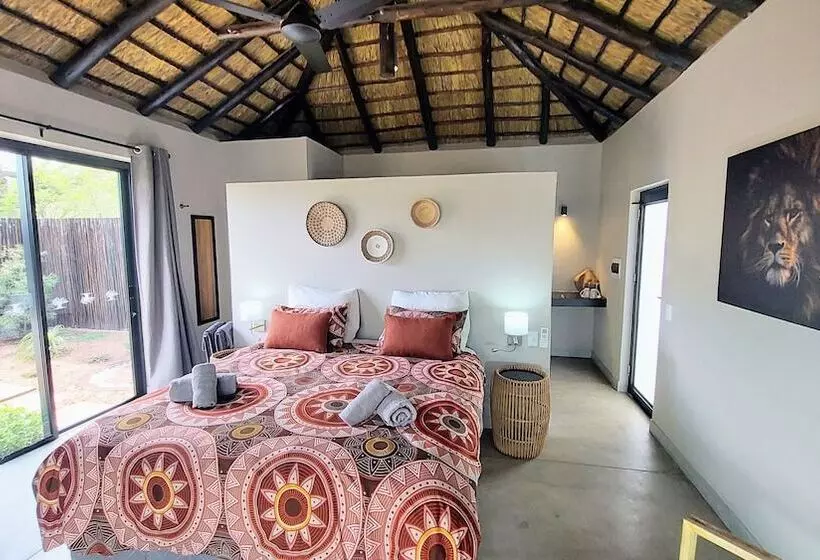 Hotelli The Baobab Bush Lodge, No Self Catering