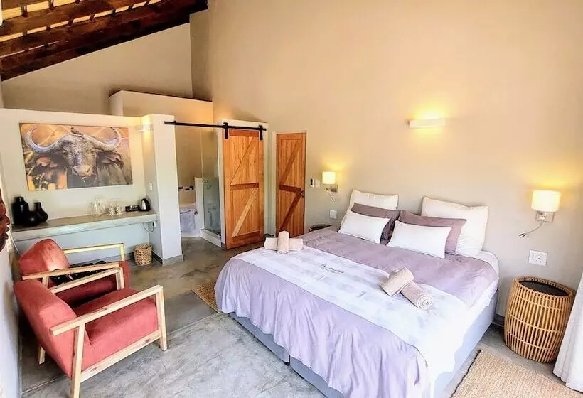 Hotelli The Baobab Bush Lodge, No Self Catering