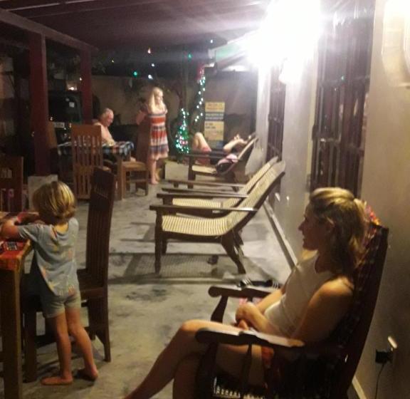 فندق Weligama Bay Eco Villa