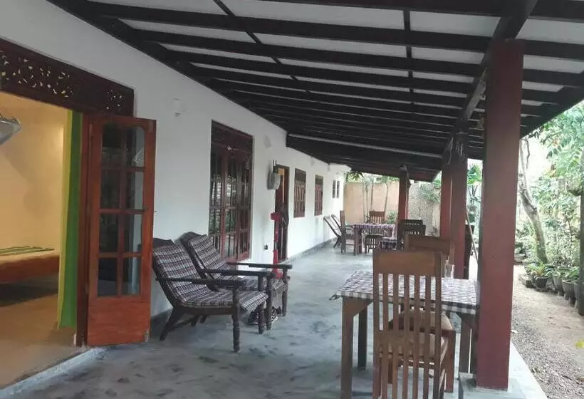 ホテル Weligama Bay Eco Villa