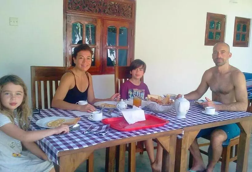 ホテル Weligama Bay Eco Villa