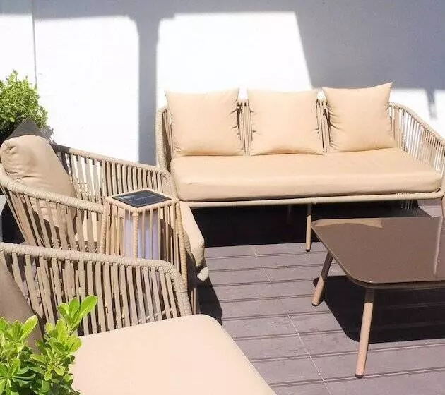 Majatalo Vila Garden Guesthouse