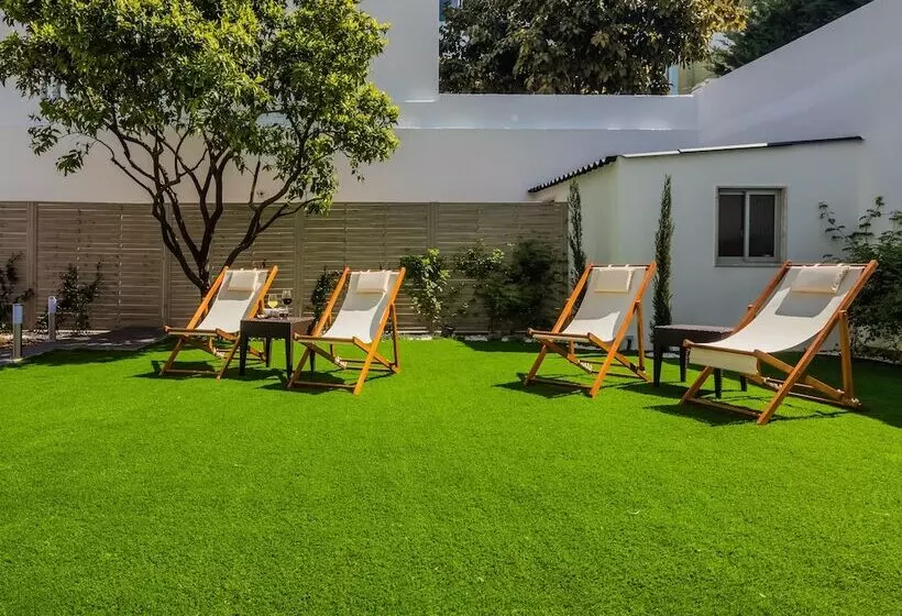 Majatalo Vila Garden Guesthouse