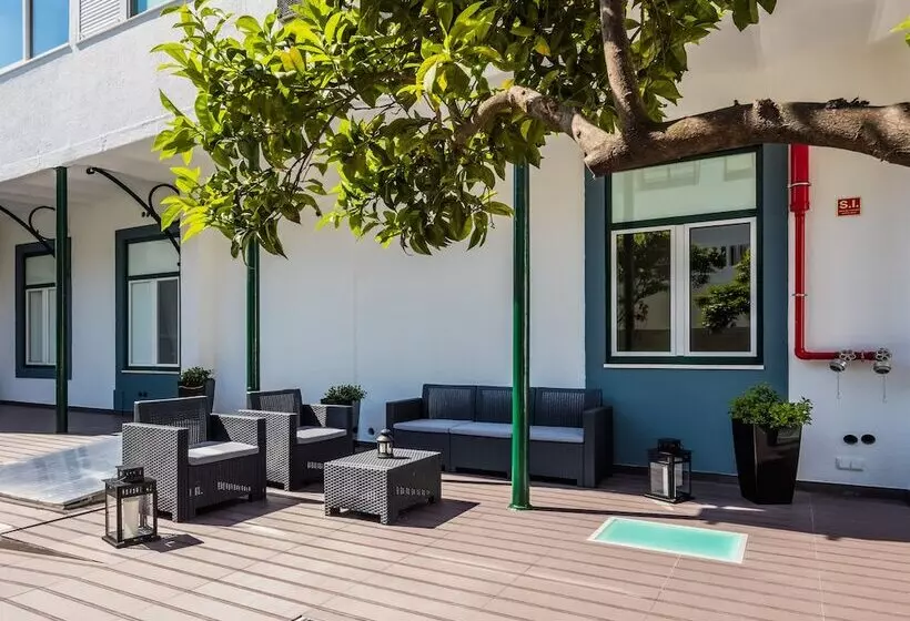 Majatalo Vila Garden Guesthouse