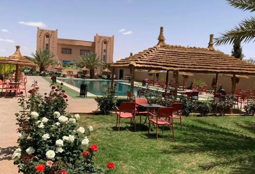 هتل Oasis Palace