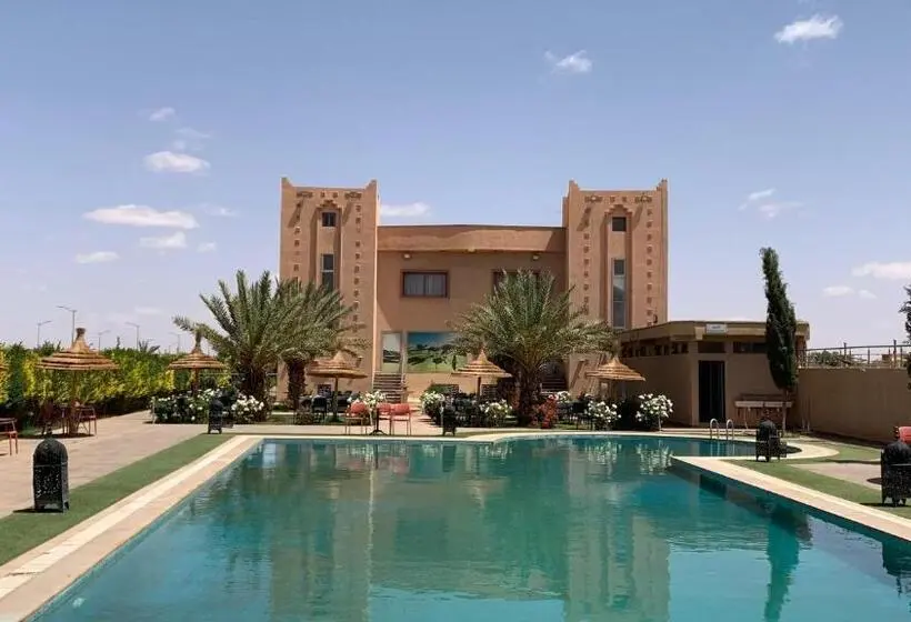 هتل Oasis Palace