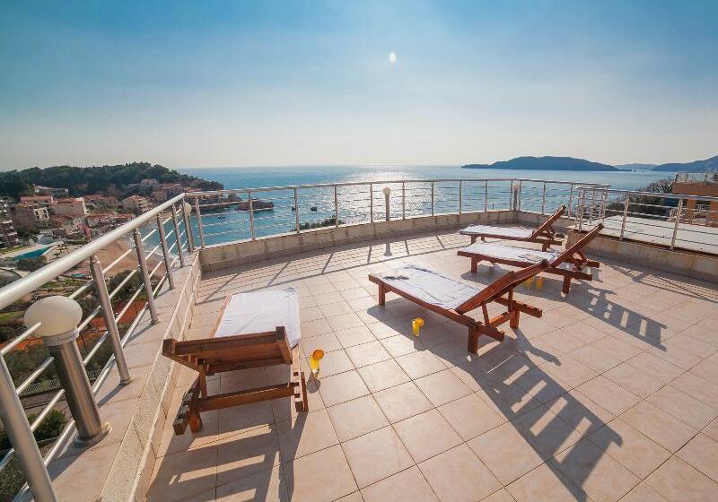 Hotel Apartments Raymond