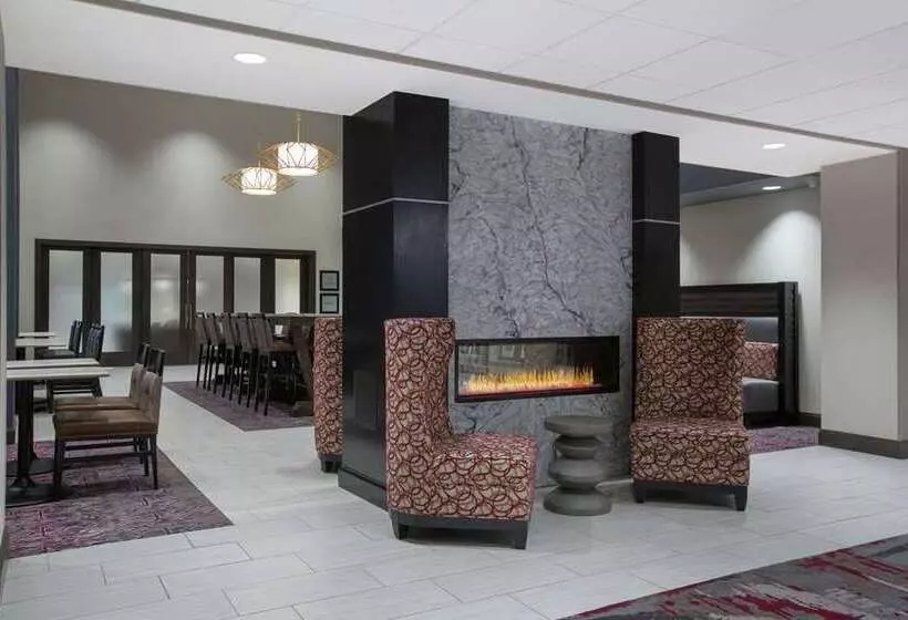 هتل Hampton Inn & Suites Reno/sparks