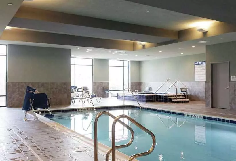 ホテル Hilton Garden Inn Madison Sun Prairie