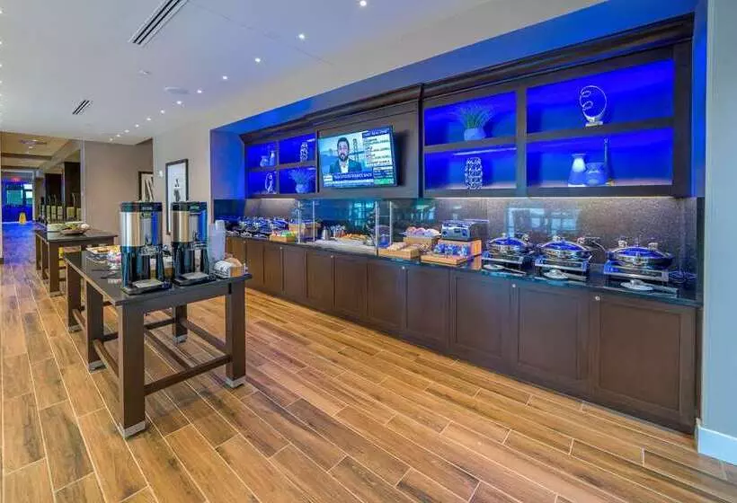 ホテル Hilton Garden Inn Madison Sun Prairie