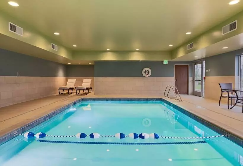 Hotelli Holiday Inn Express & Suites Salem North   Keizer, An Ihg